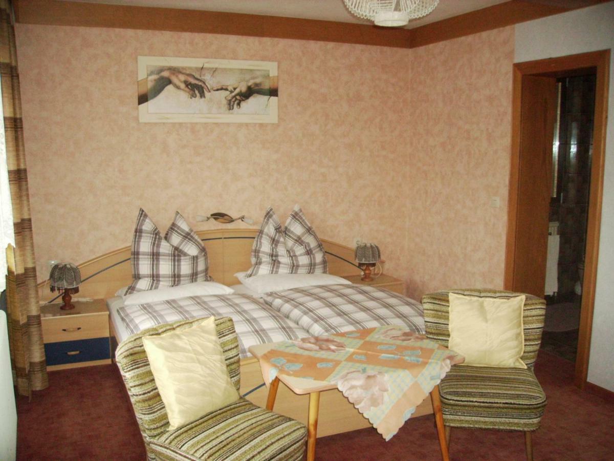 Gaestehaus Kratzer Virgen Extérieur photo