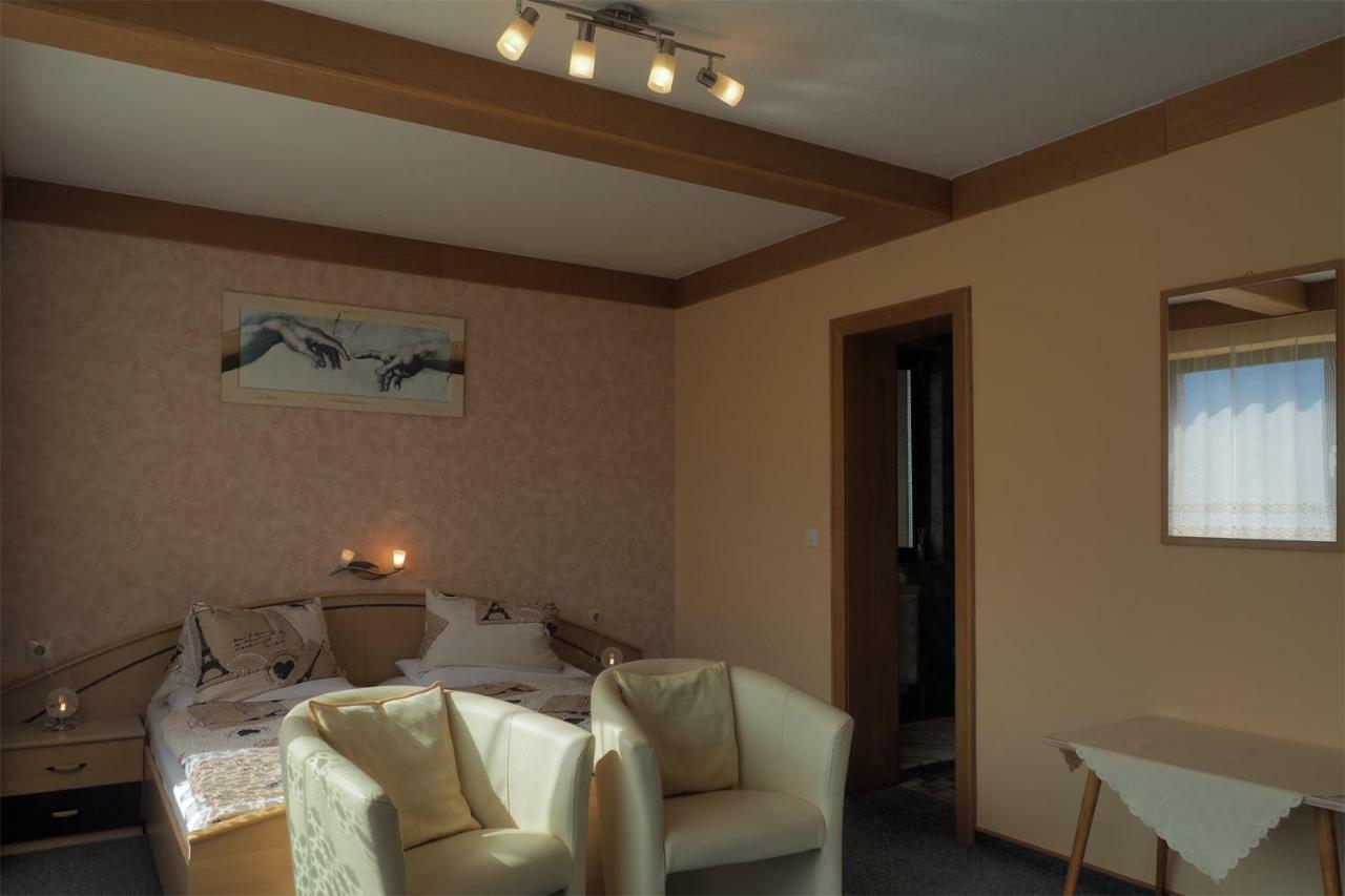 Gaestehaus Kratzer Virgen Extérieur photo